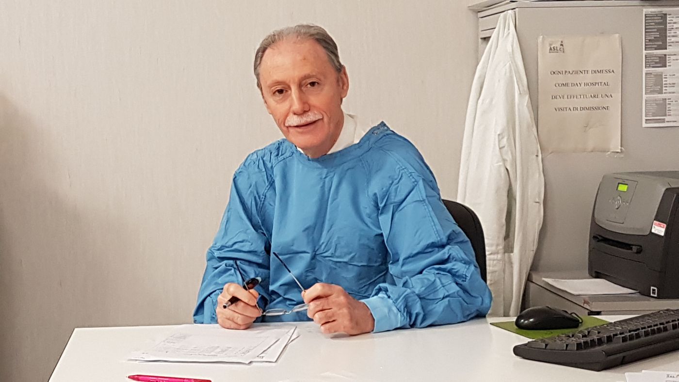 Dottor Sandro Massimo Viglino in ambulatorio